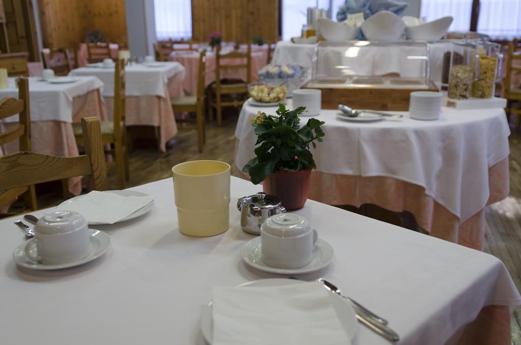 וילנב Hotel Valdotain מראה חיצוני תמונה