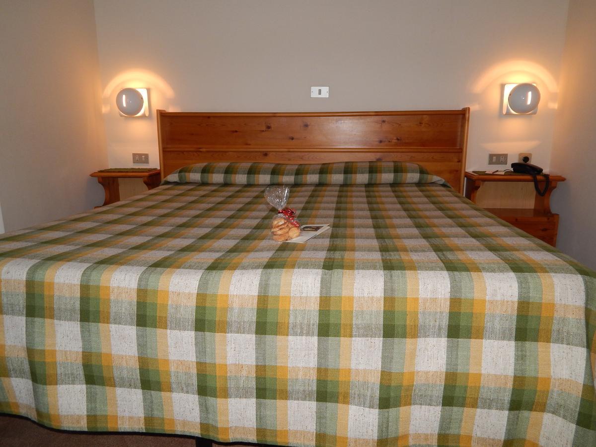 וילנב Hotel Valdotain מראה חיצוני תמונה